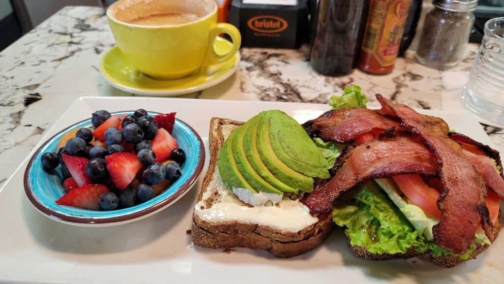 AmeriBrunch BLTA
