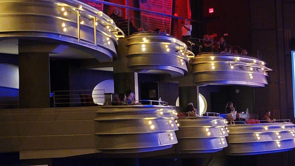 Pearl Balcony