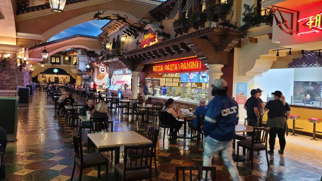 Food Court