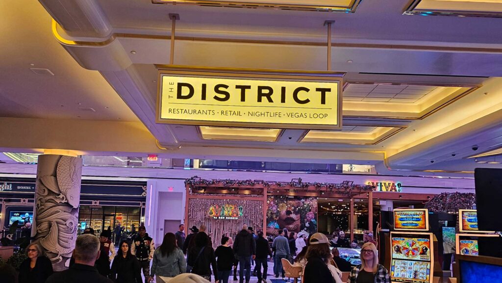 District retail