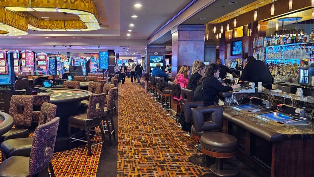 Bar and Gaming