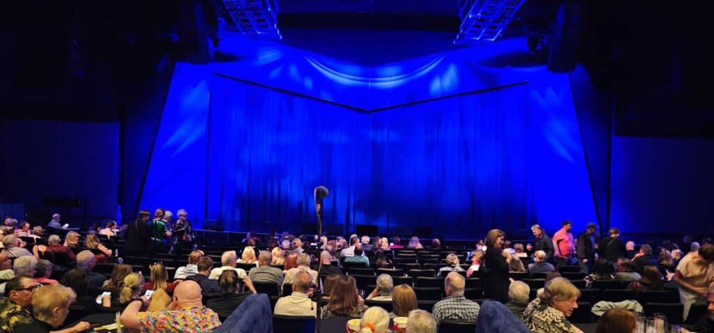 Stage
