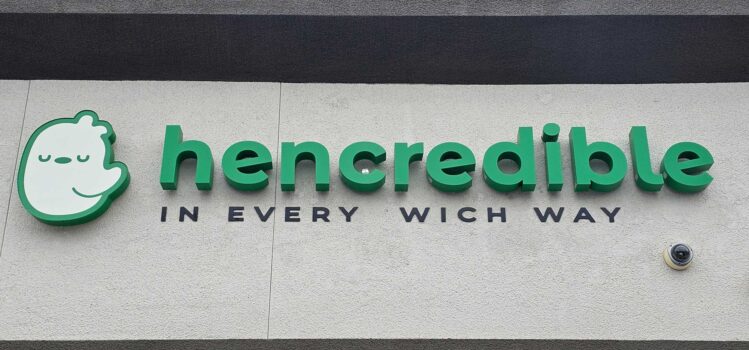 Hencredible