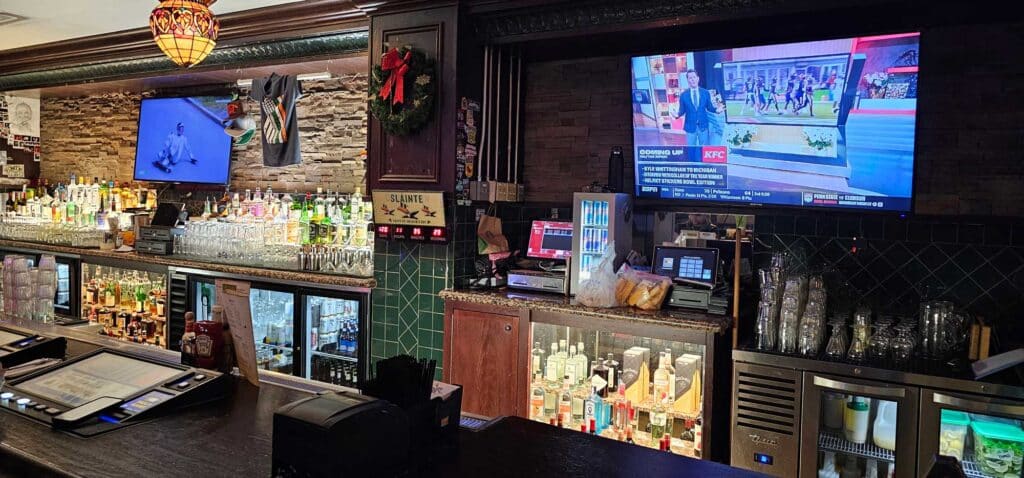 Hennesseys Tavern Gaming