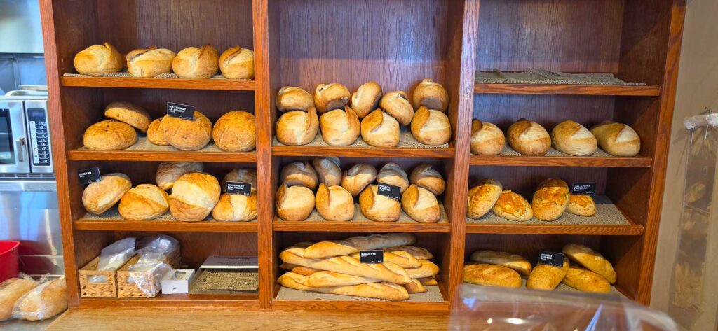 Kneaders Bread