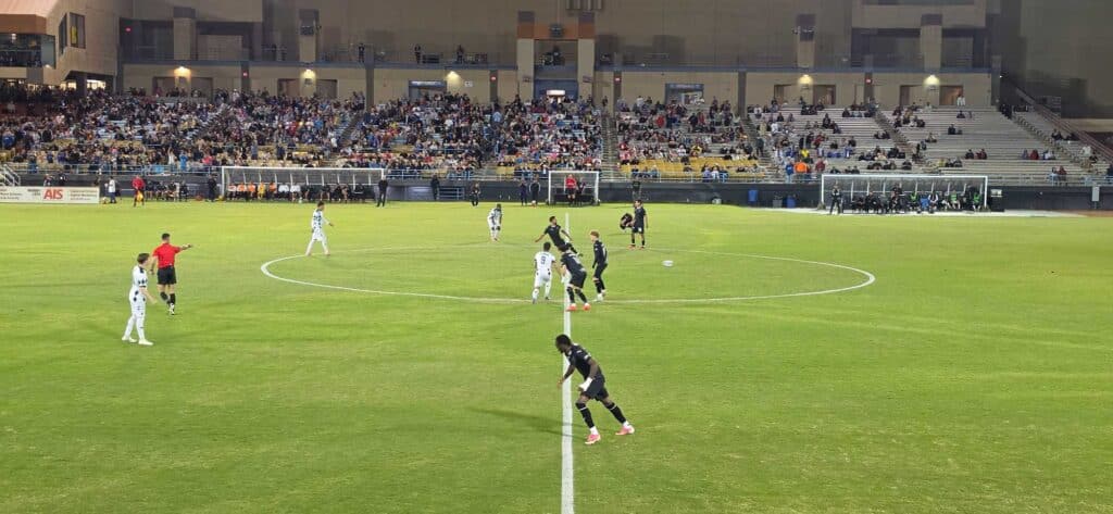 Kick Off